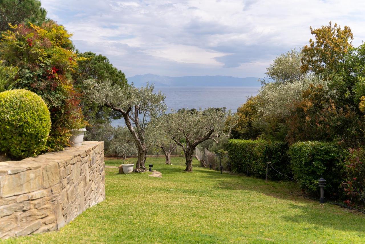 Villa Elia Kavala - Mediterranean Holiday Villa ปาเลออน ซิฟลิคิออน ภายนอก รูปภาพ